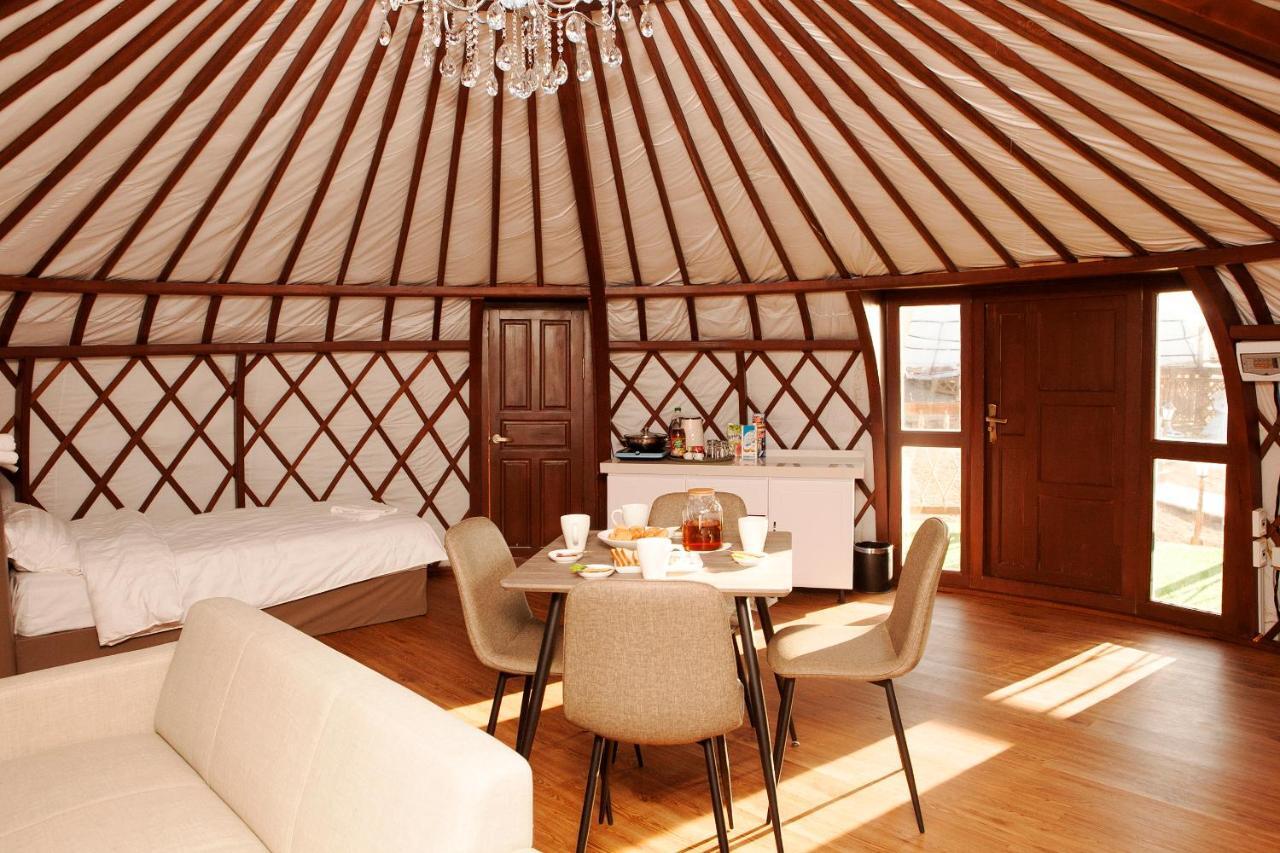 Terelj Resort Bayan Bulagiin Hural 外观 照片