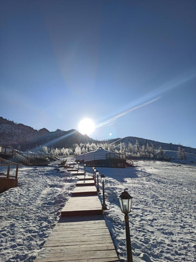 Terelj Resort Bayan Bulagiin Hural 外观 照片